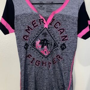 Medium American Fighter shirt